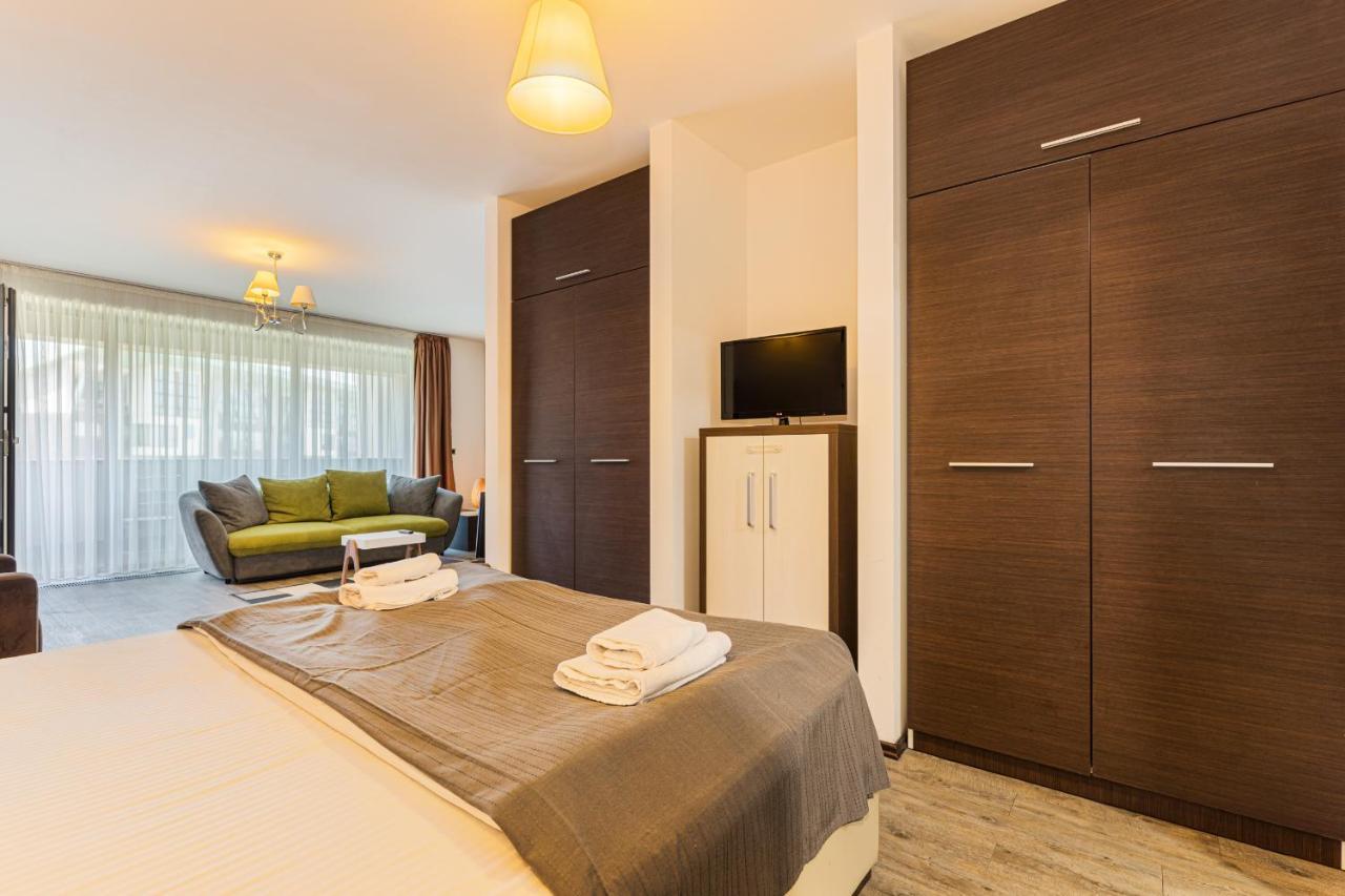 Pine Woods Studio D113 In Silver Mountain Poiana Braşov Dış mekan fotoğraf