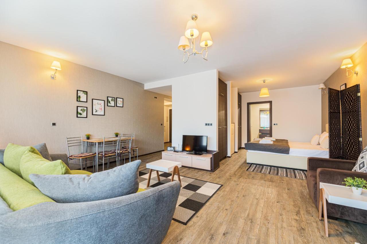 Pine Woods Studio D113 In Silver Mountain Poiana Braşov Dış mekan fotoğraf